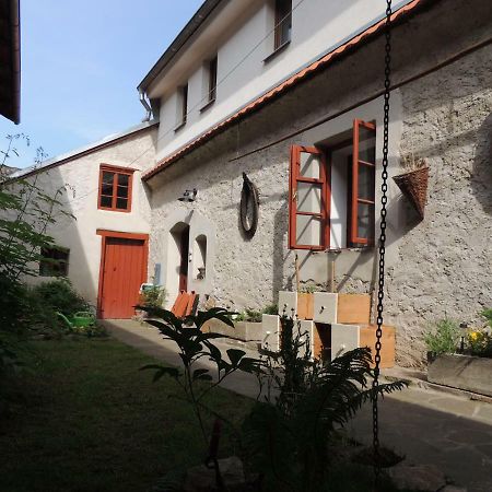 Apartman Бехинє Екстер'єр фото
